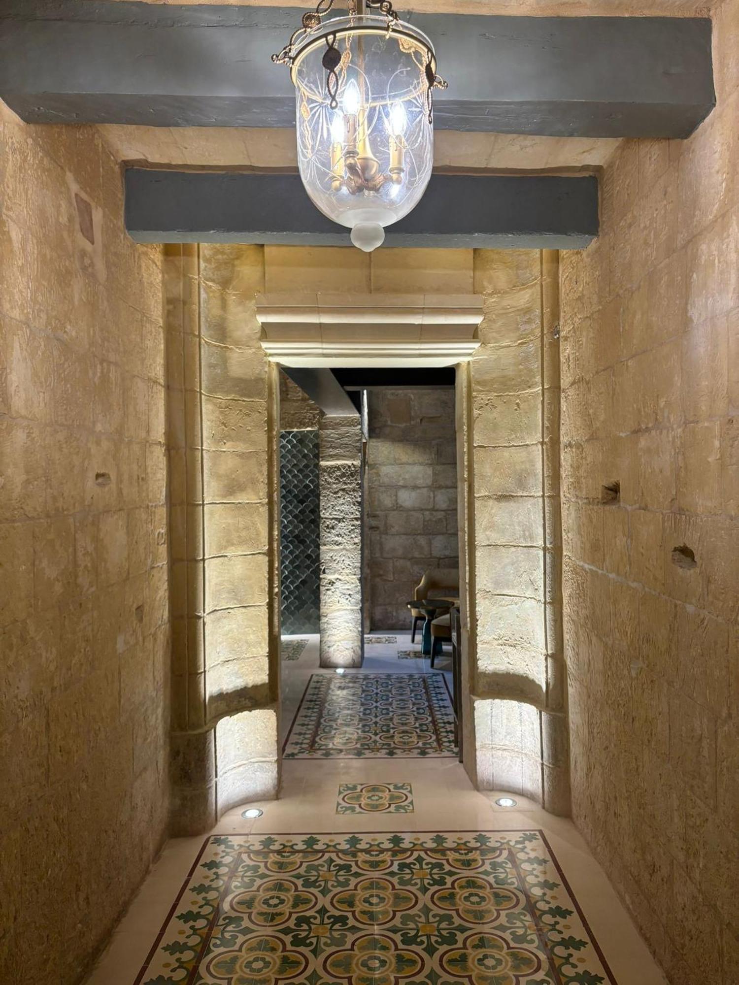 Battery House Hotell Valletta Exteriör bild