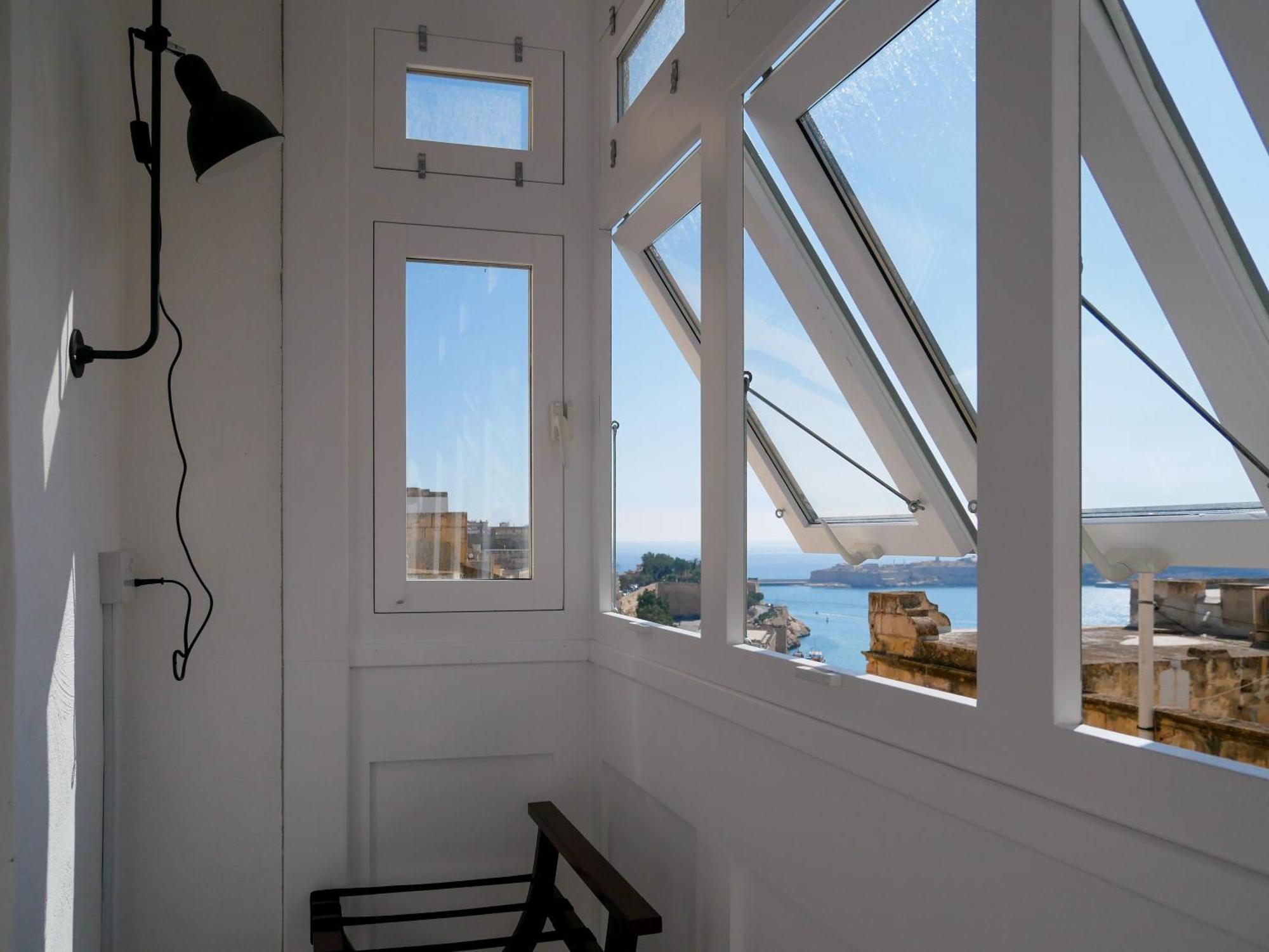 Battery House Hotell Valletta Rum bild