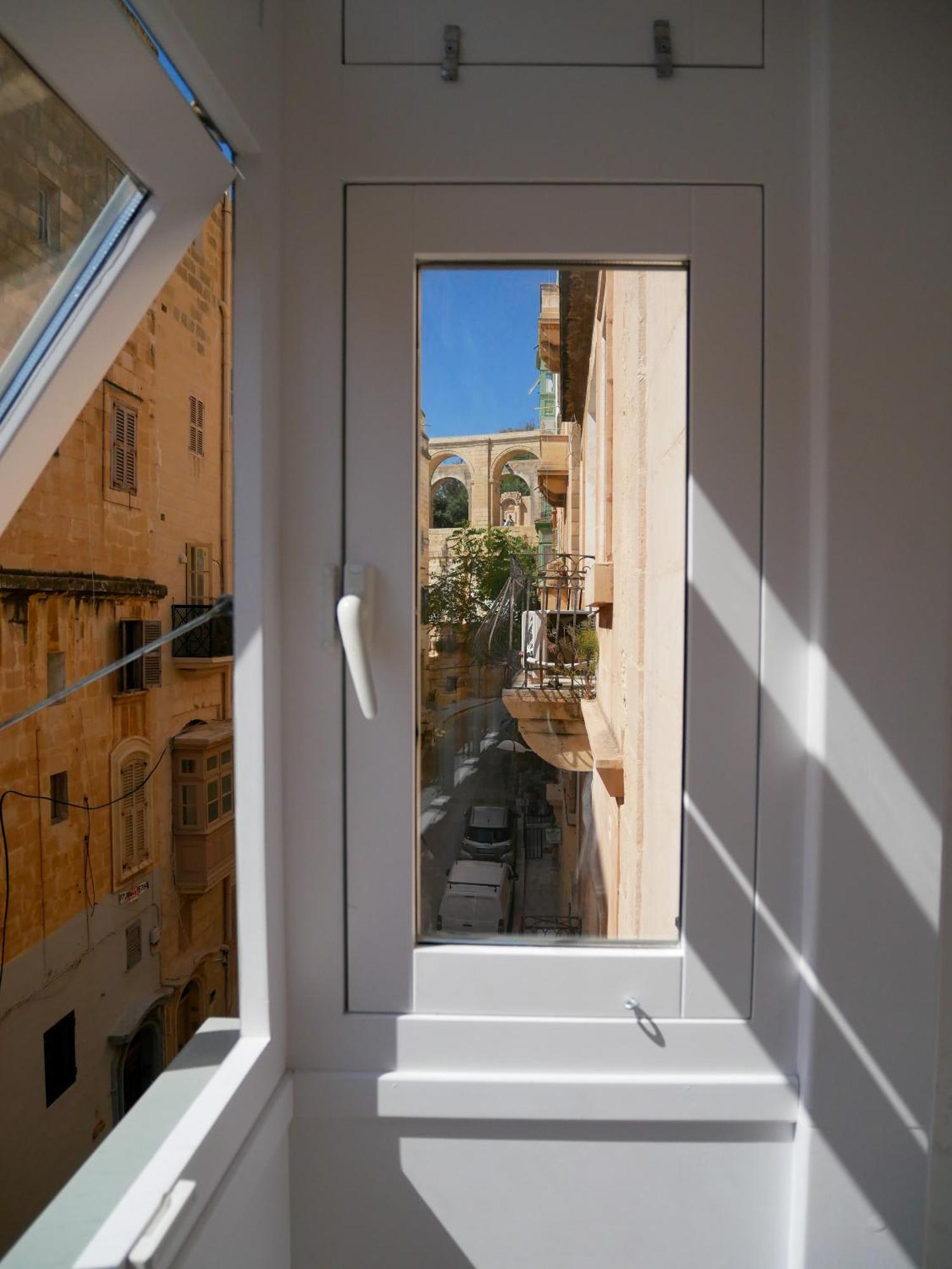Battery House Hotell Valletta Rum bild